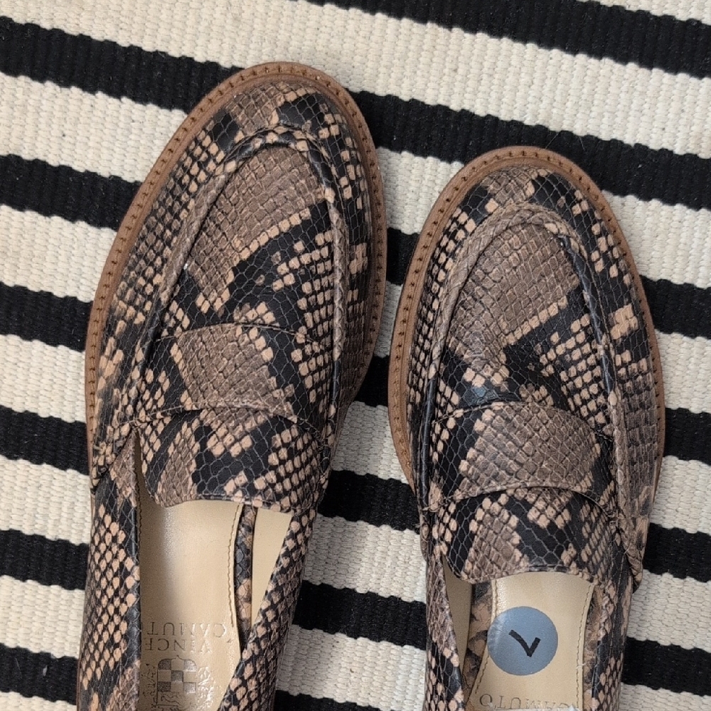 Vionic Women's Snakeskin Loafers